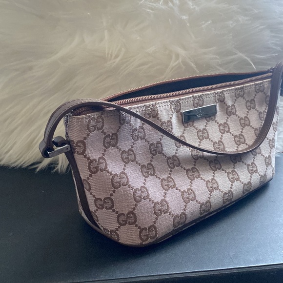 Gucci Purse - Picture 8 of 9